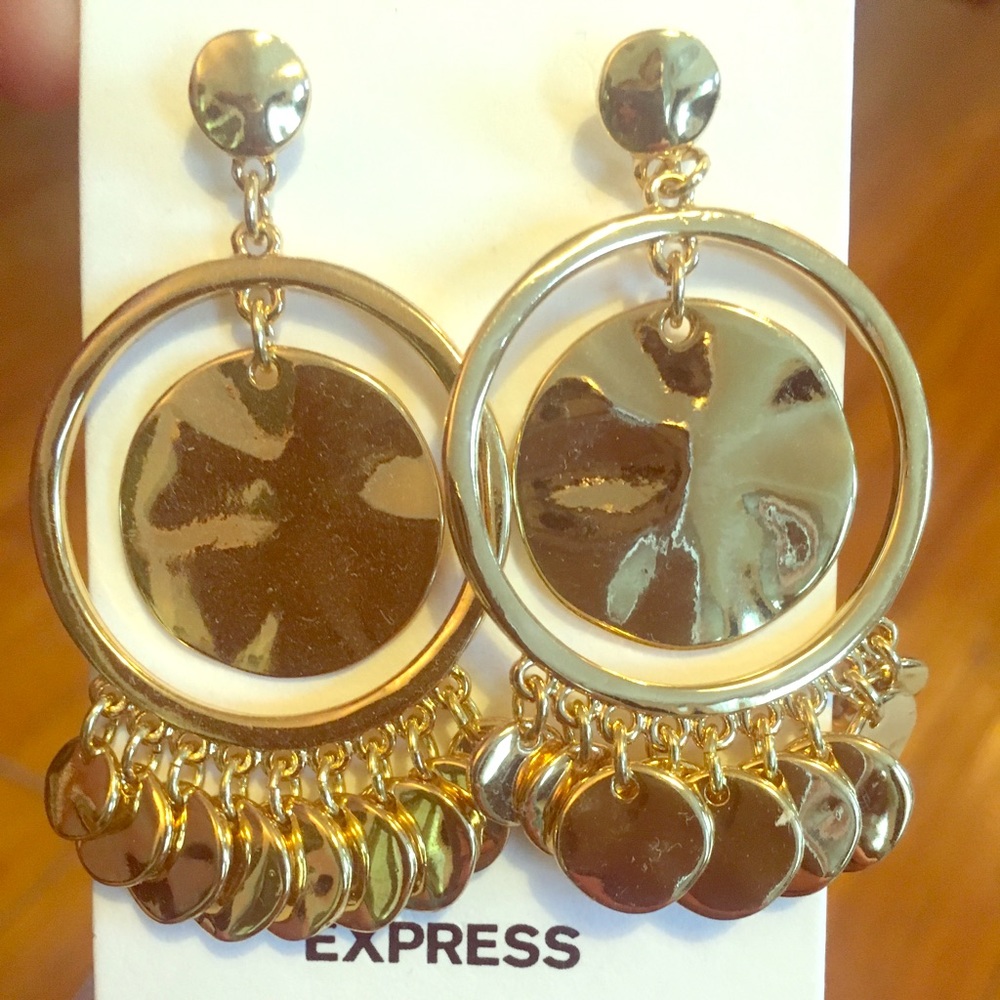 Express earrings